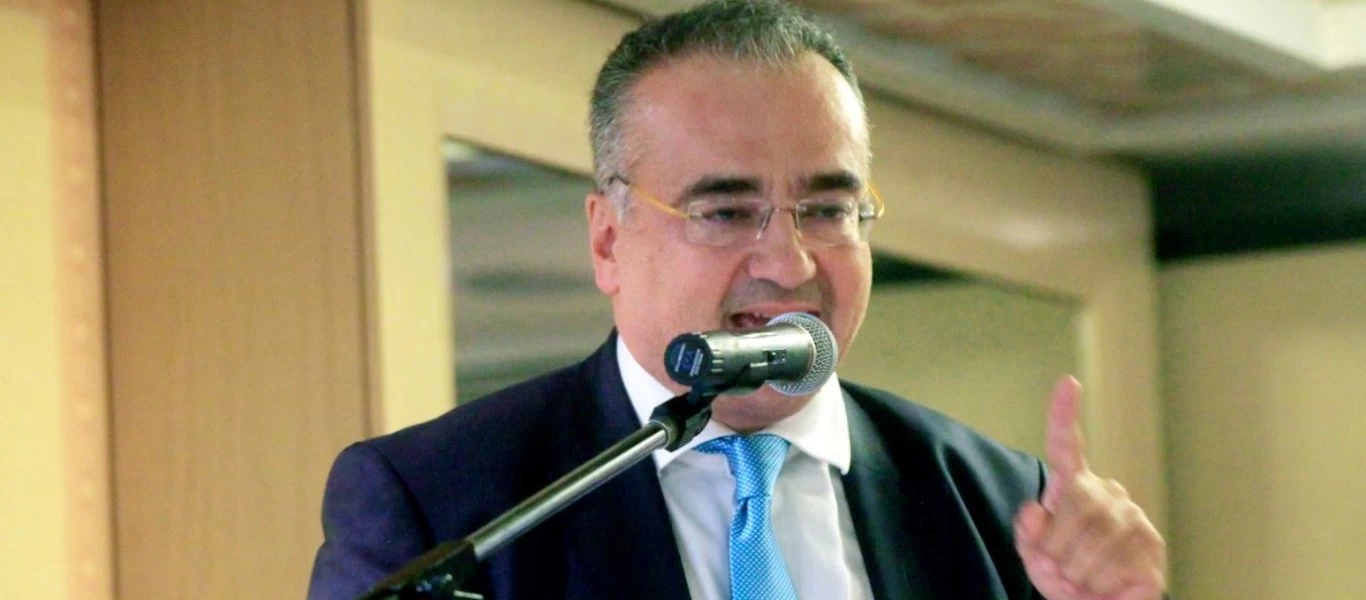 Πρόεδρος ΔΣΑ: «Δεν έγινε κανένα πάρτι - Είχα μηχανήματα αποστείρωσης αέρα» (βίντεο)